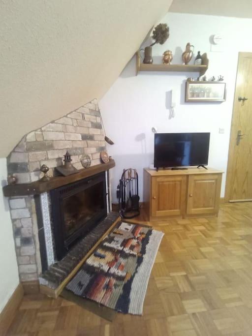 Ferienwohnung Atico En Pleno Pirineo El Pueyo de Jaca Exterior foto